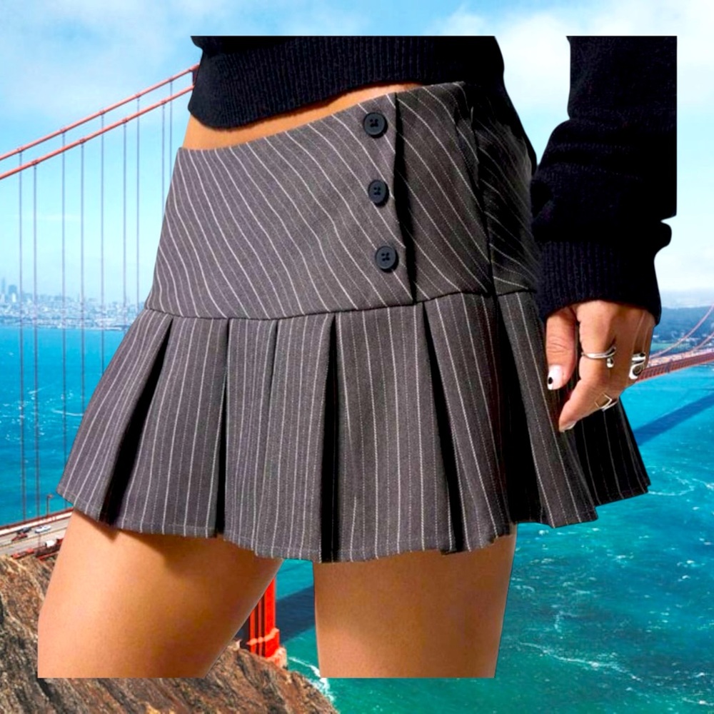 Striped Pleated Skirt